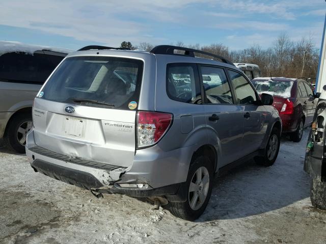 JF2SHABC9CH439722 - 2012 SUBARU FORESTER 2 GRAY photo 4
