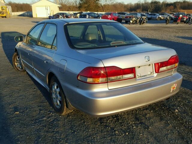 JHMCG66802C011511 - 2002 HONDA ACCORD EX SILVER photo 3