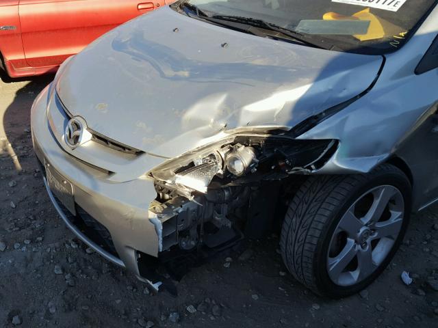 JM1CR293970133782 - 2007 MAZDA 5 SILVER photo 9