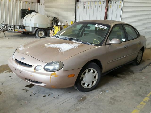 1FAFP52U3WG270266 - 1998 FORD TAURUS LX GOLD photo 2