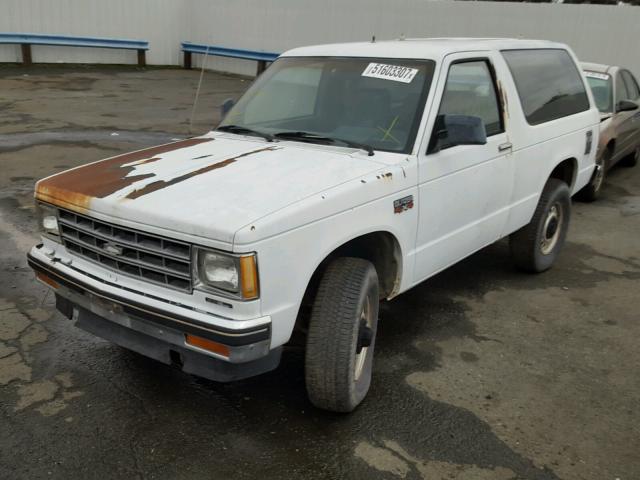 1GNCT18R4J8124148 - 1988 CHEVROLET BLAZER S10 WHITE photo 2