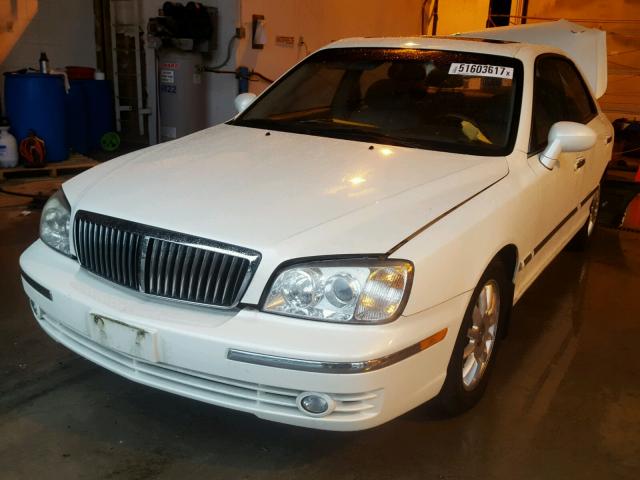 KMHFU45E45A411800 - 2005 HYUNDAI XG 350 WHITE photo 2