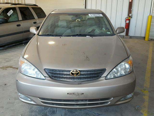 4T1BE32K03U650238 - 2003 TOYOTA CAMRY LE ბეჟი ფოტო 9