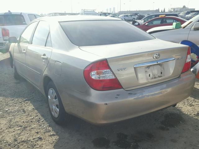 4T1BE32K83U690096 - 2003 TOYOTA CAMRY LE GOLD photo 3