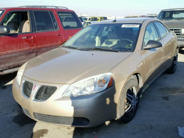 1G2ZF57B484173717 - 2008 PONTIAC G6 VALUE L GOLD photo 2