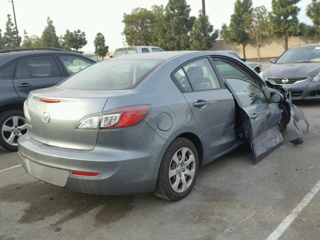 JM1BL1TG1D1774319 - 2013 MAZDA 3 I GREEN photo 4