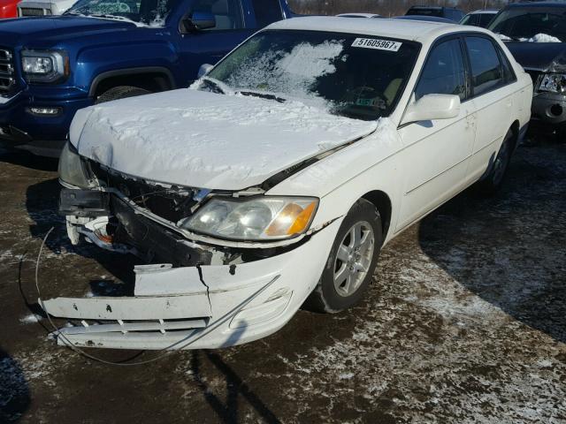 4T1BF28B52U244159 - 2002 TOYOTA AVALON XL WHITE photo 2