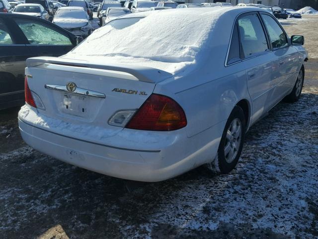 4T1BF28B52U244159 - 2002 TOYOTA AVALON XL WHITE photo 4