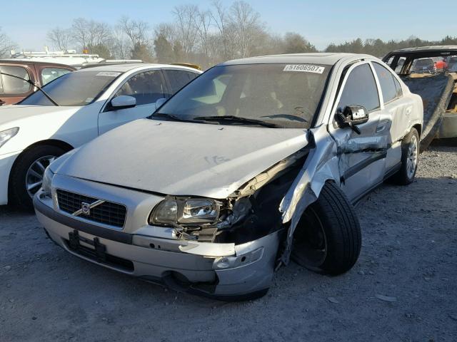 YV1RS58D522158275 - 2002 VOLVO S60 2.4T SILVER photo 2