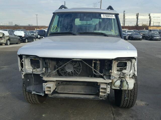SALTW19464A860050 - 2004 LAND ROVER DISCOVERY SILVER photo 9