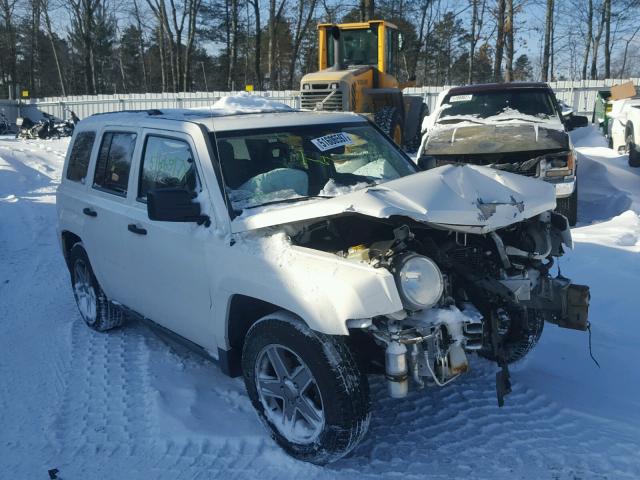 1J8FF28W18D624643 - 2008 JEEP PATRIOT SP WHITE photo 1