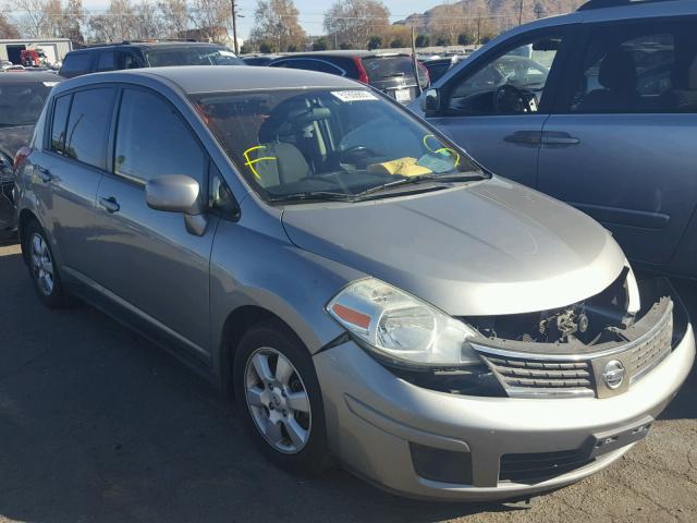 3N1BC13E48L462995 - 2008 NISSAN VERSA S GRAY photo 1