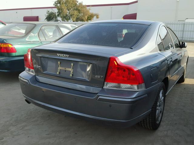 YV1RS592352447561 - 2005 VOLVO S60 2.5T GRAY photo 4