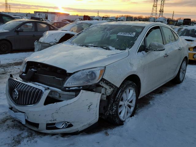 1G4PT5SV0E4179941 - 2014 BUICK VERANO PRE WHITE photo 2