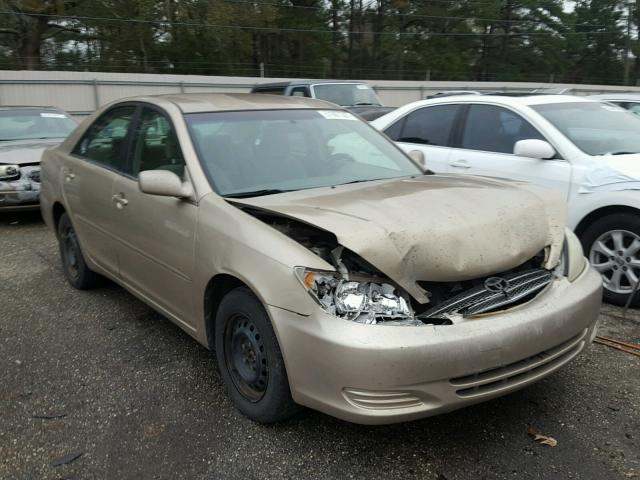 4T1BE32K02U067621 - 2002 TOYOTA CAMRY LE GOLD photo 1