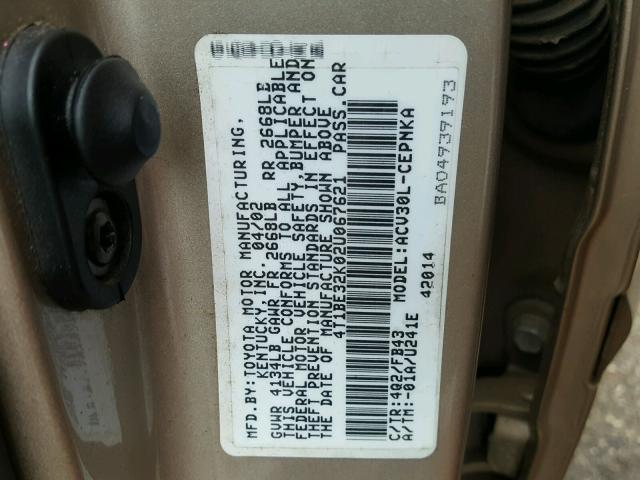 4T1BE32K02U067621 - 2002 TOYOTA CAMRY LE GOLD photo 10