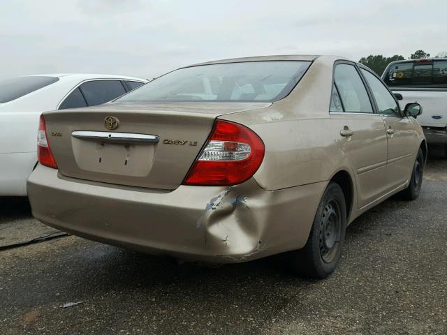 4T1BE32K02U067621 - 2002 TOYOTA CAMRY LE GOLD photo 4