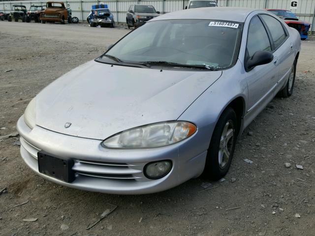 2B3HD56M02H177159 - 2002 DODGE INTREPID E SILVER photo 2