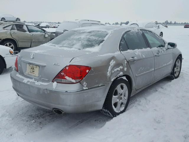 JH4KB16618C002031 - 2008 ACURA RL SILVER photo 4