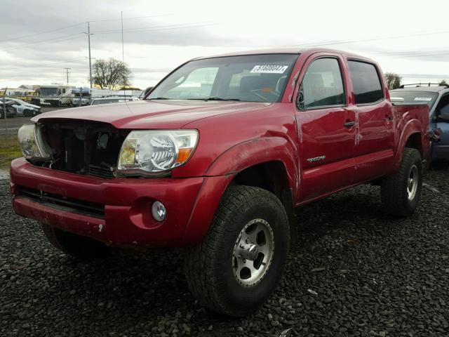 5TELU42NX7Z404418 - 2007 TOYOTA TACOMA DOU RED photo 2