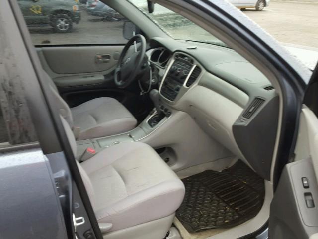 JTEHD21A940032361 - 2004 TOYOTA HIGHLANDER BLUE photo 5