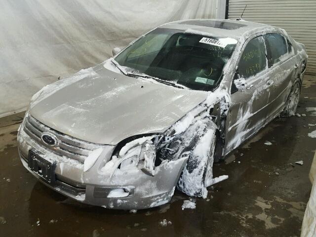 3FAHP02168R192014 - 2008 FORD FUSION SEL SILVER photo 2