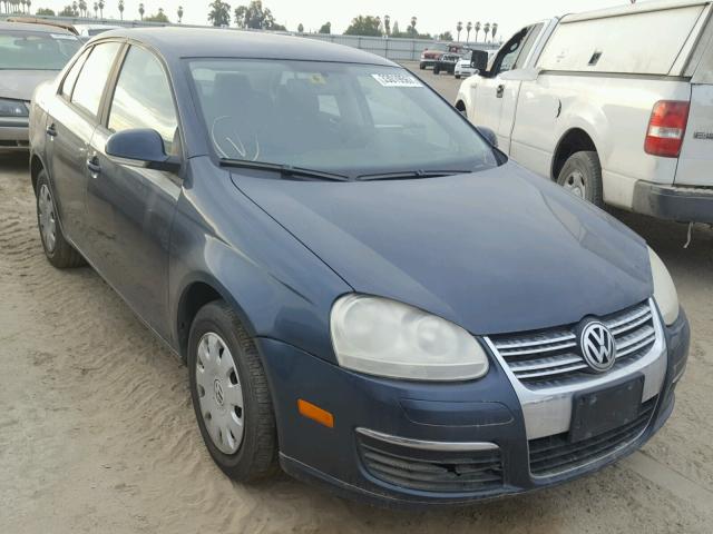 3VWPG71K45M636067 - 2005 VOLKSWAGEN NEW JETTA BLUE photo 1