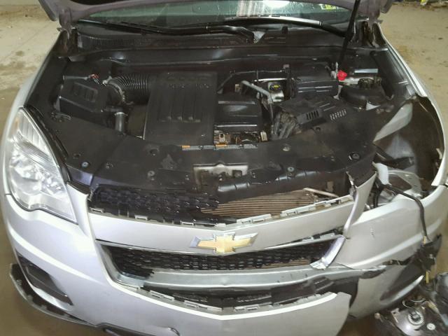 1GNFLEEK7FZ137148 - 2015 CHEVROLET EQUINOX LS SILVER photo 7