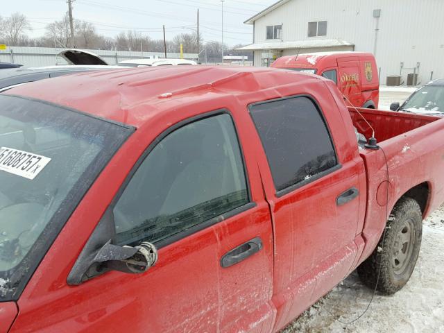 1D7HW28K65S294184 - 2005 DODGE DAKOTA QUA RED photo 9