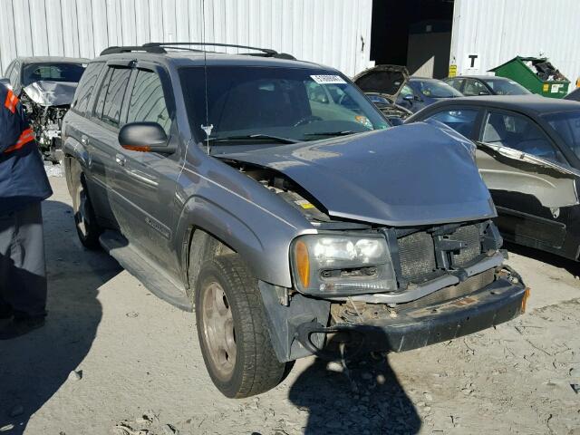 1GNDT13S222374720 - 2002 CHEVROLET TRAILBLAZE GRAY photo 1