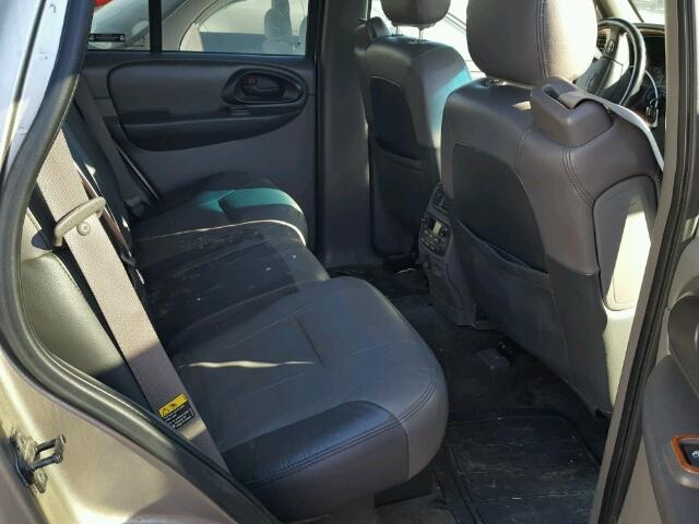 1GNDT13S222374720 - 2002 CHEVROLET TRAILBLAZE GRAY photo 6