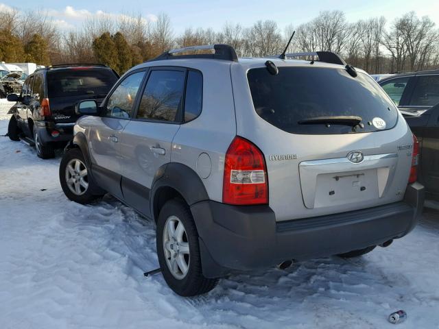 KM8JN72D65U076493 - 2005 HYUNDAI TUCSON GLS SILVER photo 3