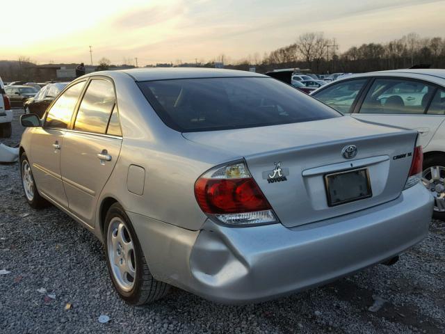 4T1BE32K35U397421 - 2005 TOYOTA CAMRY LE SILVER photo 3