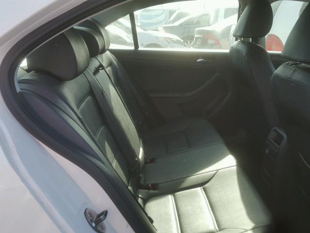 3VWDZ7AJ4BM386152 - 2011 VOLKSWAGEN JETTA SE WHITE photo 6