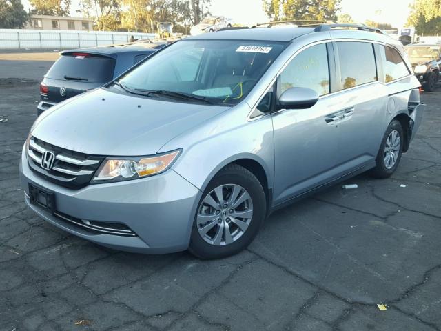 5FNRL5H33GB157530 - 2016 HONDA ODYSSEY SE SILVER photo 2