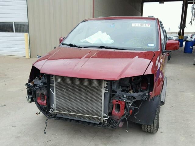 2C4RC1BG8DR786334 - 2013 CHRYSLER TOWN & COU RED photo 9