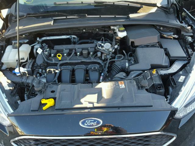 1FADP3F20HL322662 - 2017 FORD FOCUS SE BLACK photo 7