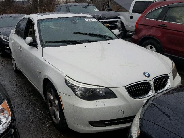 WBANV935X8CZ62722 - 2008 BMW 535 XI Beyaz fotoğraf 1