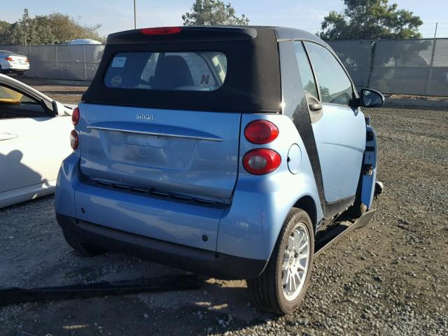 WMEEK3BA0BK422141 - 2011 SMART FORTWO PAS BLUE photo 4