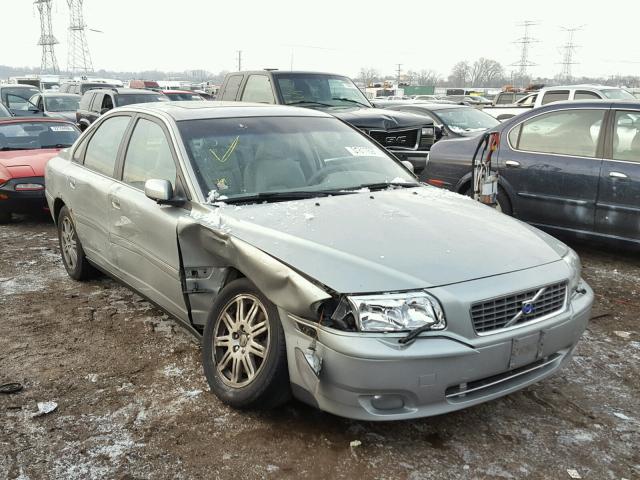 YV1TS592451401040 - 2005 VOLVO S80 2.5T SILVER photo 1