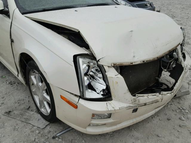 1G6DC67A350178697 - 2005 CADILLAC STS WHITE photo 9