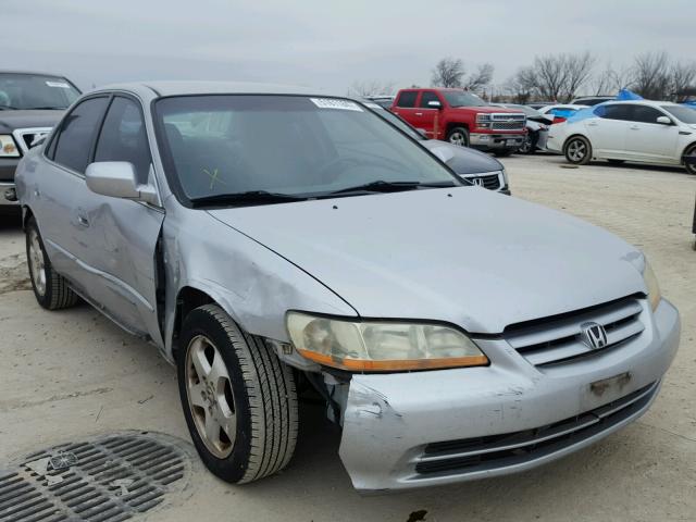 1HGCG164X2A013006 - 2002 HONDA ACCORD LX SILVER photo 1