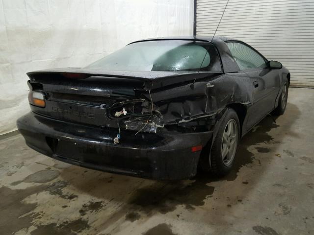 2G1FP22K1V2101224 - 1997 CHEVROLET CAMARO BAS შავი ფოტო 4