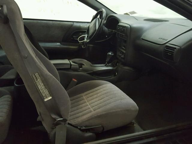2G1FP22K1V2101224 - 1997 CHEVROLET CAMARO BAS შავი ფოტო 5