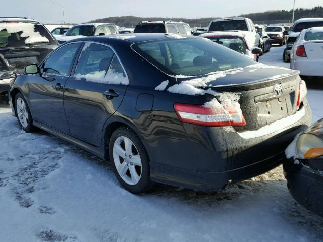 4T1BF3EK8BU710693 - 2011 TOYOTA CAMRY BASE BLACK photo 3