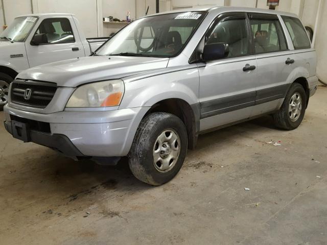 2HKYF18143H604582 - 2003 HONDA PILOT LX SILVER photo 2