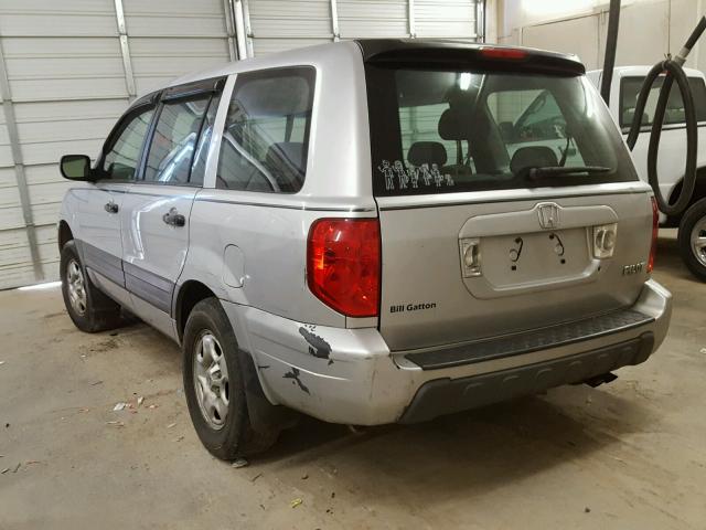 2HKYF18143H604582 - 2003 HONDA PILOT LX SILVER photo 3