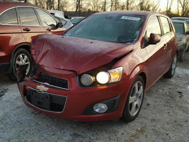 1G1JF6SH6C4167803 - 2012 CHEVROLET SONIC LTZ RED photo 2