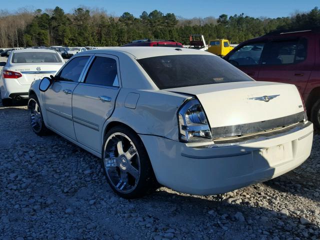 2C3KA43R37H710706 - 2007 CHRYSLER 300 WHITE photo 3