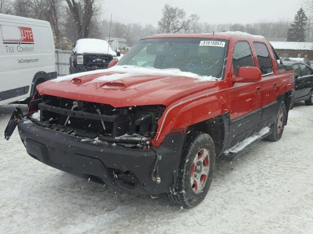 3GNEK13T22G104135 - 2002 CHEVROLET AVALANCHE RED photo 2